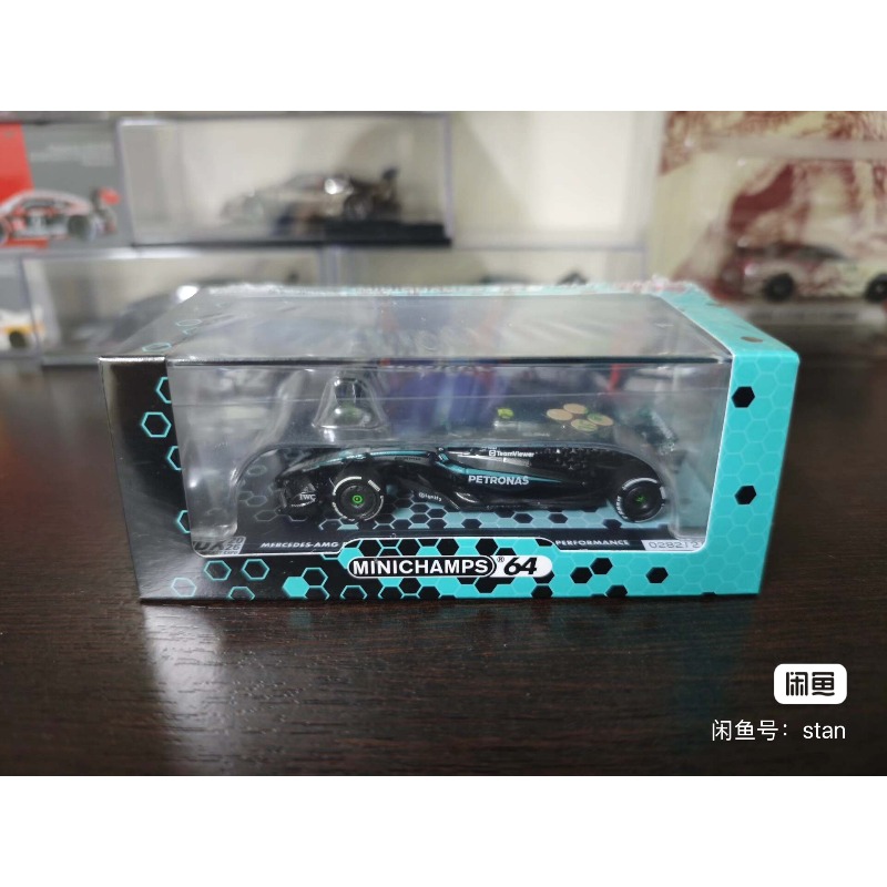 MINICHIAMPS 1:64 Malaysia MDX  - đánh giá và giá Desk Setup Decor