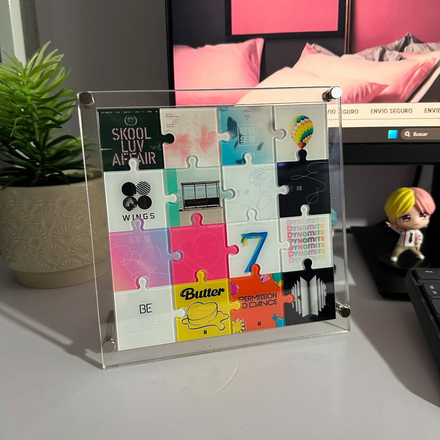 Custom Acrylic Puzzle Display  - đánh giá và giá Desk Setup Home